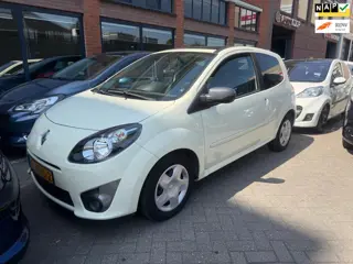 Renault Twingo 1.5 dCi Night & Dayb Airco Panoramadak EXPORT