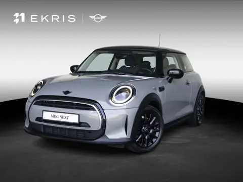 MINI 3-Deurs Cooper Aut. Classic + 16" LM Victory Spoke zwart