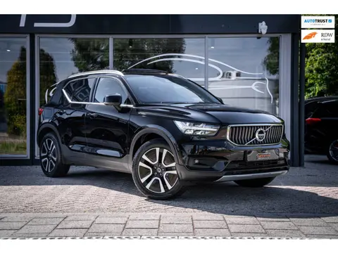 Volvo XC40 1.5 T5 Twin Engine Inscription|Schuif/Kantel|Hybride|Trekhaak|Leder|Virtual|Stoelverw|H&K