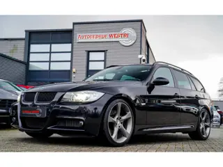 BMW 3-serie Touring 330i High Executive | Pano | M-Pakket | Keyless | Groot Navi | Elektriche stoele
