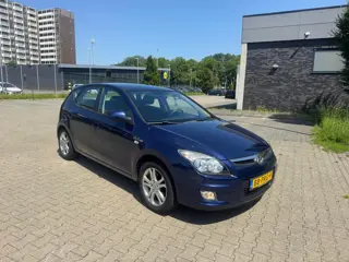Hyundai I30 1.6i Blue Dynamic