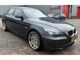 BMW 5-serie 520i Business Line MOTOR KAPOT - EXPORT