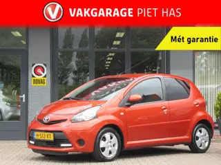 Toyota Aygo 1.0 VVT-i Comfort Orange | Airco | Bluetooth | Zuinig | 5-Deurs | Metallic lak | LM-Velg