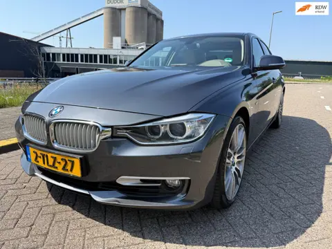 BMW 3-serie 320i Executive Sport