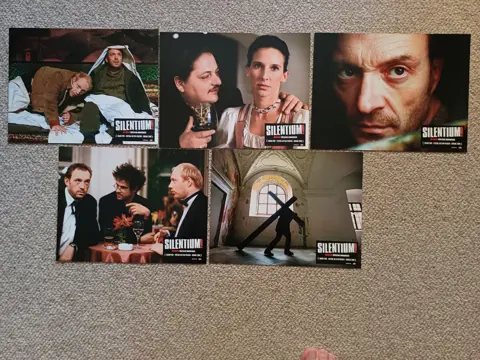 SILENTIUM ! lobbycard set.