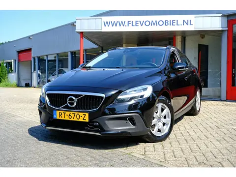 Volvo V40 Cross Country 1.5 T3 152pk Nordic+ Aut. Pano|Leder|Navi|Cam|LMV