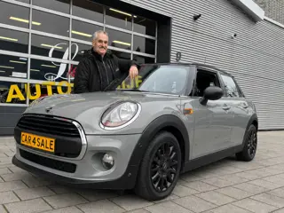 Mini Mini 1.2 One Salt 5Drs - Navigatie I Airco I PDC I Sport velgen I Comfort pakket I Dealer onder