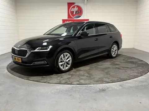 Škoda Octavia Combi 1.4 TSI iV PHEV Sportline Business, Full led, Head up, Camera, Elect a klep, BTW