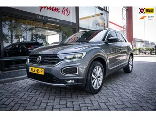 Volkswagen T-Roc 1.5 TSI Style| Trekhaak | Carplay | Navigatie | Stoelverwarming | Adapt. cruise |