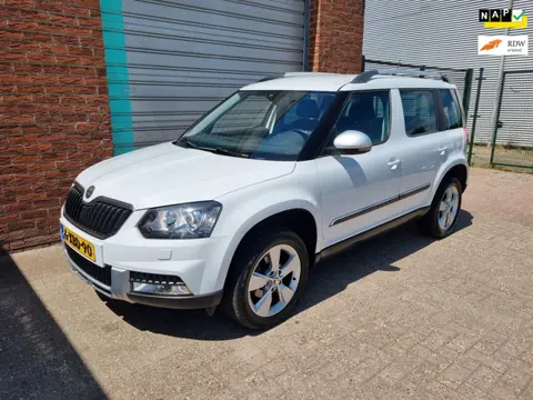 Skoda Yeti Outdoor 1.4 TSI Greentech Elegance Navi! Bj:2014 NAP!