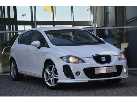 Seat Leon 1.4 TSI Businessline COPA | NAP | Navigatie | Cruise Control | Climate Control | PDC | Zee
