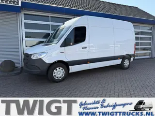Mercedes-Benz eSprinter L2H2 47 kWh (bj 2022, automaat)