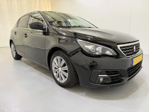 Peugeot 308 HB 1.2 PureTech Allure Pano (bj 2018)