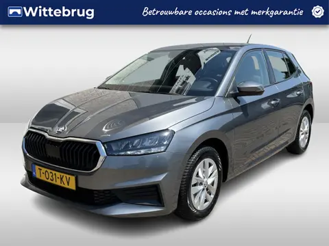 Škoda Fabia 1.0 TSI Ambition / AUTOMAAT/ PARKEER SENSOREN/ CRUISE/ SMARTLINK/ LED/ NAVI/ DAB/ AIRCO/
