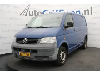 Volkswagen Transporter 2.5 TDI 300 Export 2maasavliegwiel hoorbaar Geen APK  Export!