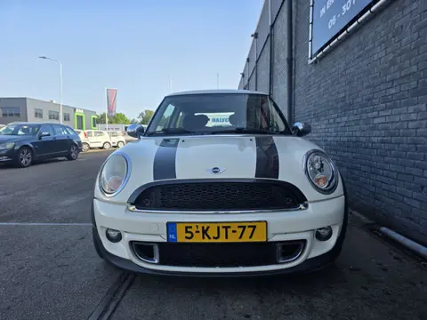 Mini 3-Deurs 1.6 One MINIMALIST
