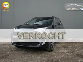 Toyota Yaris Cross 1.5 Hybrid 130 Team D Dealer onderh. / 1ste eigenaar / Stoel+Stuur verw. / Telefo
