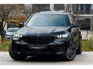 BMW X5 xDrive50e M-SPORT Pro ** LED, GRAU LEDER, NAVI+, PANO, DR.ASS+, TREKH, 22-invh LMV, LUCHT ** 