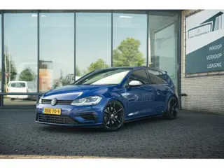 Volkswagen Golf *4Motion R*DYNAUDIO*440PK*AKRA*PANO*MAXTON*ACC*CAM