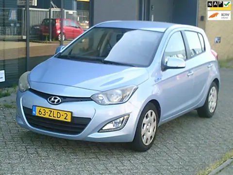 Hyundai I20 1.2i i-Motion Nwe Koppeling Airco Stuurbekr Elektr Ramen 5-Drs