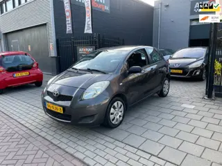 Toyota Yaris 1.3 VVTi Comfort 2e Eigenaar! Airco 6Bak NAP APK