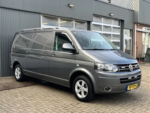 Volkswagen Transporter 2.0 TDI L2H1 140pk Airco Cruise control Trekhaak 2500kg trekgewicht Telefoonv