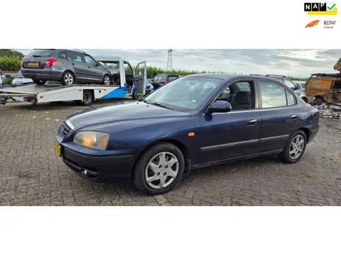 Hyundai Elantra 1.6 i-16V Dynamic Airco