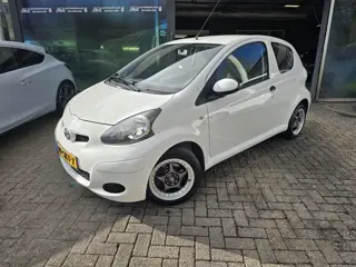 Toyota Aygo 1.0-12V Cool | 2E EIGENAAR | 12MND GARANTIE | AIRCO | NIEUWE APK |