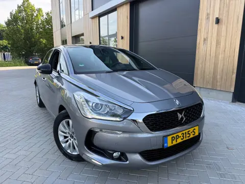 DS 5 1.6 BlueHDi Chic (bj 2016) Euro6/Camera/Clima/Navi/LED/Blindspot