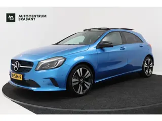 Mercedes-Benz A-klasse 160 Ambition Automaat (PANORAMADAK, NAVIGATIE, LED. MULTIMEDIA, STUURBEDIENIN