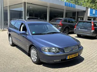 Volvo V70 2.4 170pk 7 Persoons BTW Netto €3223,- (bj 2003)