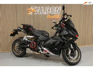 Italjet Dragster 700 TWIN - LIMITED EDITION 201/700 - GLOEDNIEUW - AKRAPOVIC - DUBBEL DASH CAM