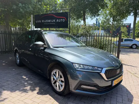 Skoda OCTAVIA 2.0 TDI Camera 9890NETTO Navi Clima Dealer Ond