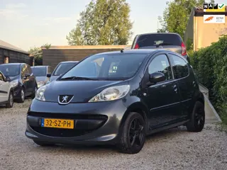 Peugeot 107 1.0-12V XS LPG-BENZINE!!/Leer Alcantara/5drs.
