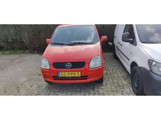 Opel Agila 1.2 Nieuwe Apk (bj 2004)