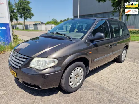 Chrysler Voyager 2.4i SE Luxe, APK, Nap, MOTOR STORING, Inruil mogelijk.