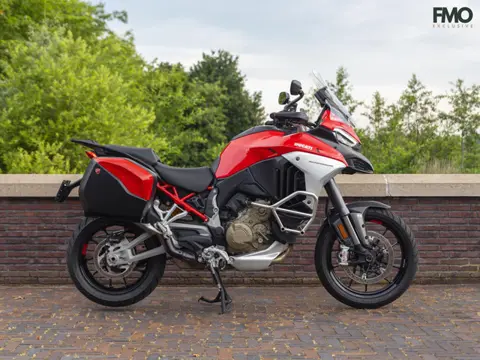 Ducati Multistrada V4 S