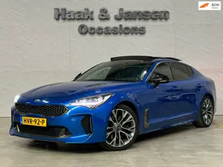 Kia Stinger GT-Line 2WD - Pano - Leder - Adaptive - Trekhaak - Stoelverwarming - Harman Kardon