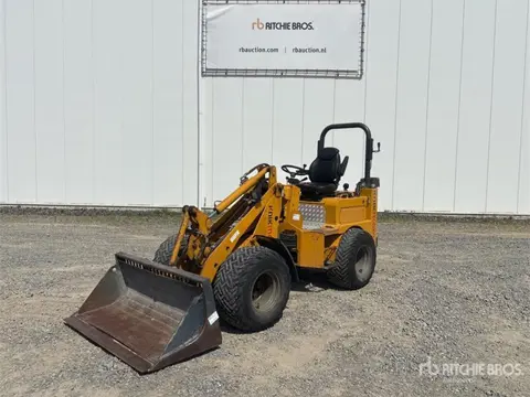Knikmops KM250 (bj 2014)
