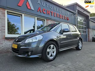 Suzuki SX4 1.6 Arrow Trekhaak! Airco/Clima! Cruise Control! NAP! Leuke Auto!