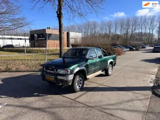 Toyota HiLux 2.5 D4-D 100 Xtra 4X4.4X4