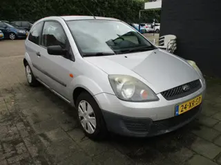 Ford Fiesta 1.3-8V Cool & Sound APK 9-2026!