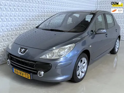 Peugeot 307 1.6-16V Griffe CRUISE-LEER-PDC-TREKHAAK (2005)