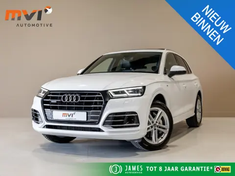 Audi Q5 55 TFSI e quattro Competition 367pk / Panorama dak / Adaptieve cruise control / Navigatie / 