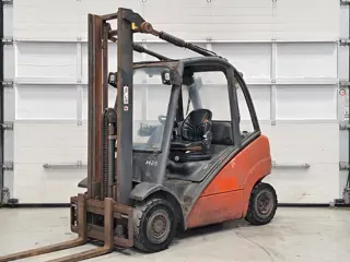 LINDE H25D 2004 2.5T
