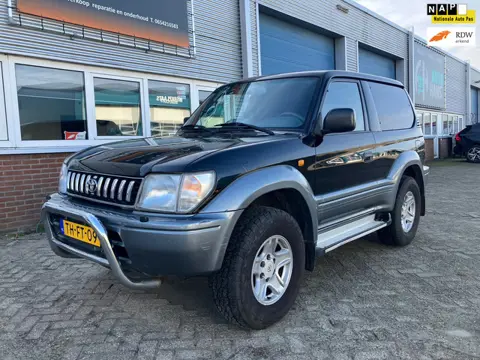 Toyota Land Cruiser 90 3.0 TD 5 persoons