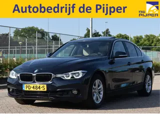 BMW 3-serie 320i High Executive 184pk | NL- Auto | Open dak | Camera | 4x stoelverwarming | DAB | Sp