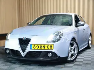 Alfa Romeo Giulietta 2.0 JTDm Exclusive 2eEIGNR! LEDER XENON NAVI DAB CRUISE '14