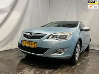 Opel Astra 1.6 Edition - Rechter Front Schade - BPM
