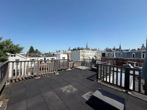Woning aan de Alexander Boersstraat te Amsterdam